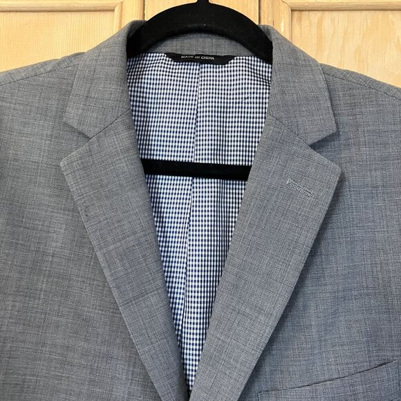 Banana Republic Mens Tailored Fit Two Button Blazer Jacket Size 42R Gray SP EXC - Picture 3 of 12